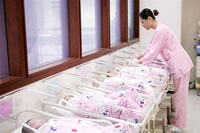 开放二胎三胎新生儿数量不增反降专家提出解决方案这回靠谱
